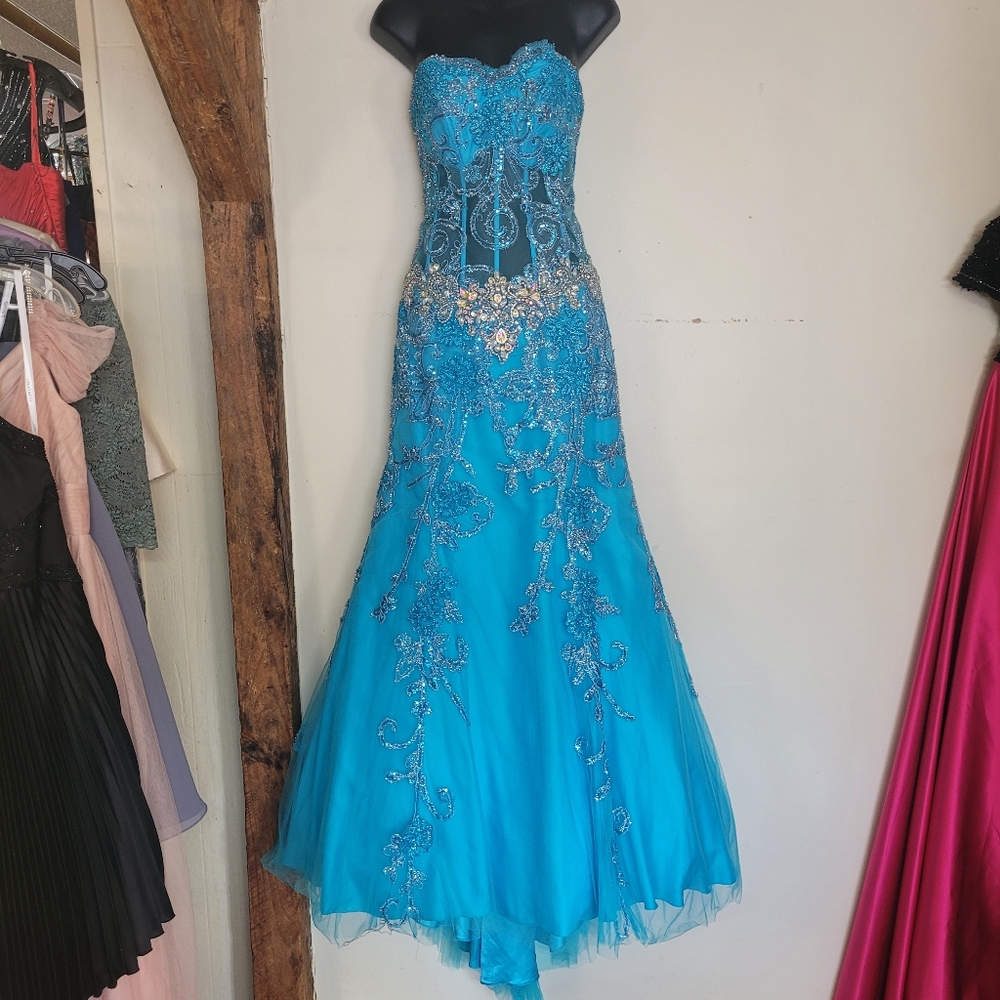 Tony Bowls evening gown